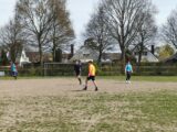 Training S.K.N.W.K. JO19-1 van zaterdag 24 april 2021 (72/105)