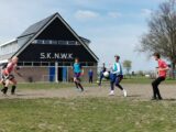 Training S.K.N.W.K. JO19-1 van zaterdag 24 april 2021 (93/105)